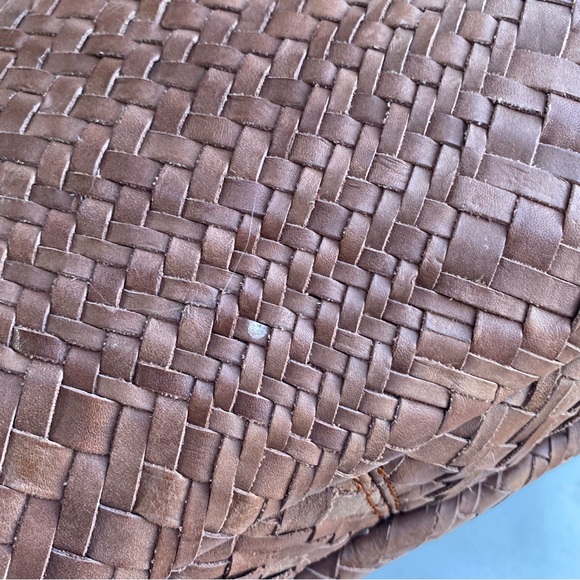 SOLD Salvatore Ferragamo Woven Leather Large Ceyla Gracy Hobo - Picture 9 of 15